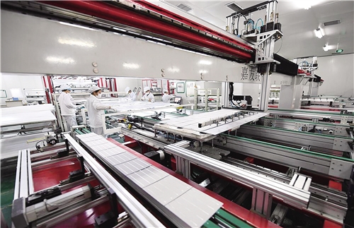 光伏发电结构日趋合理(图1)