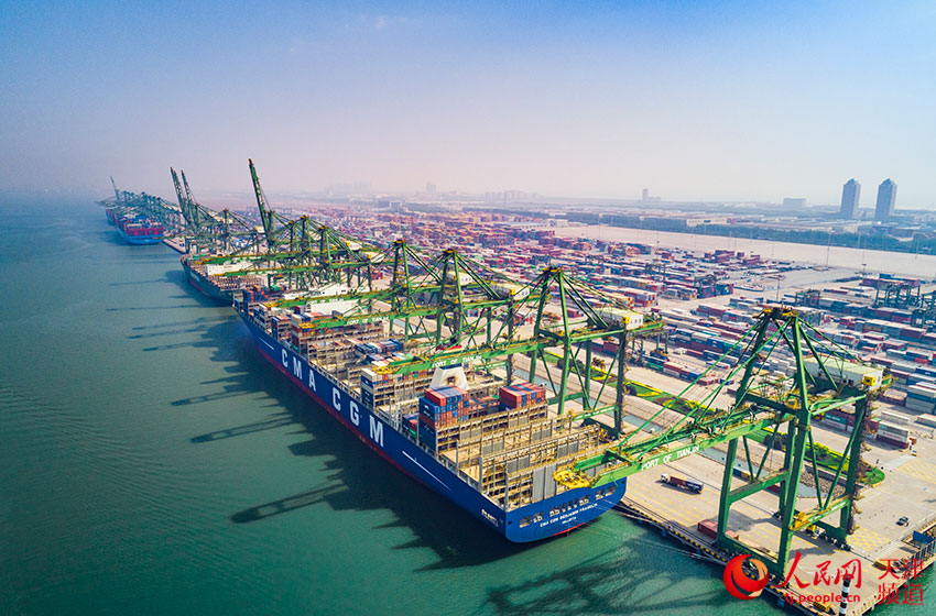 天津港构建区域物流体系 服务京津冀协同发展(图1)