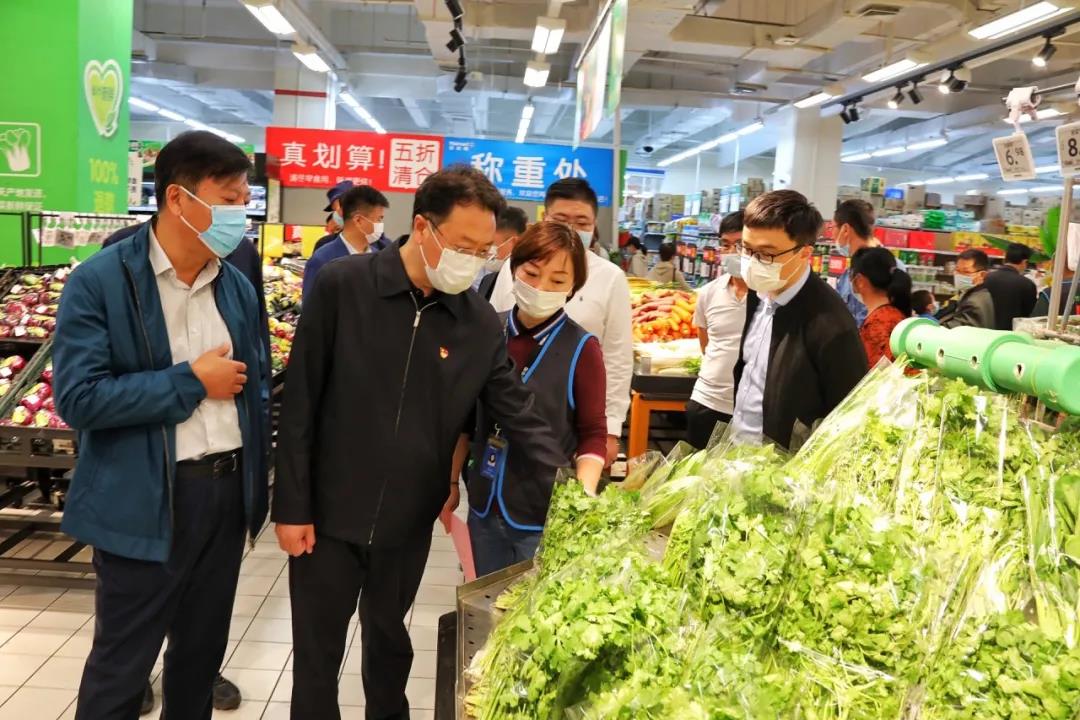 武清区领导带队深入基层检查“两节”期间疫情防控、安全生产和食品安全工作(图1)