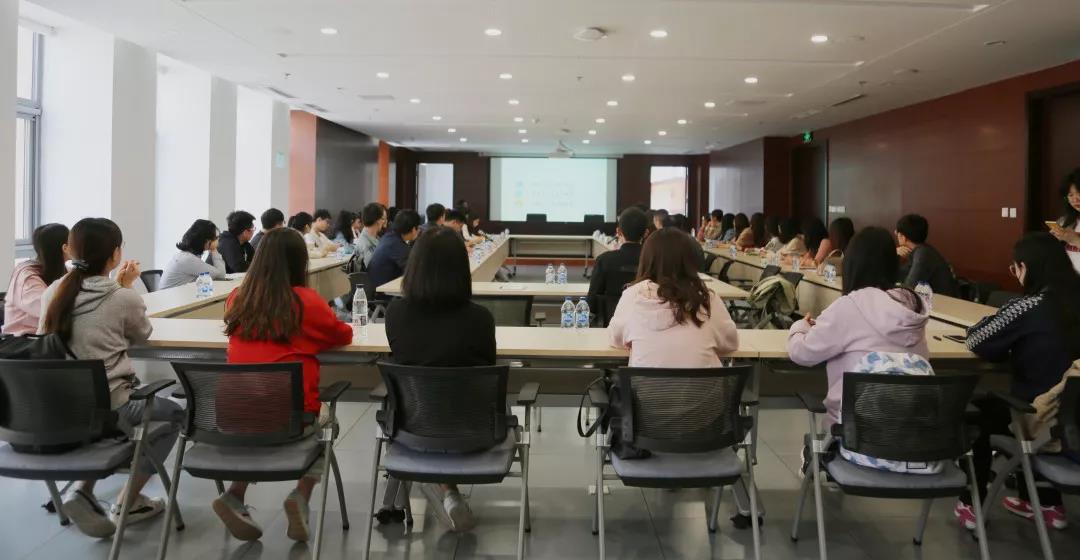 天津财经大学师生一行到开发区走访调研(图1)