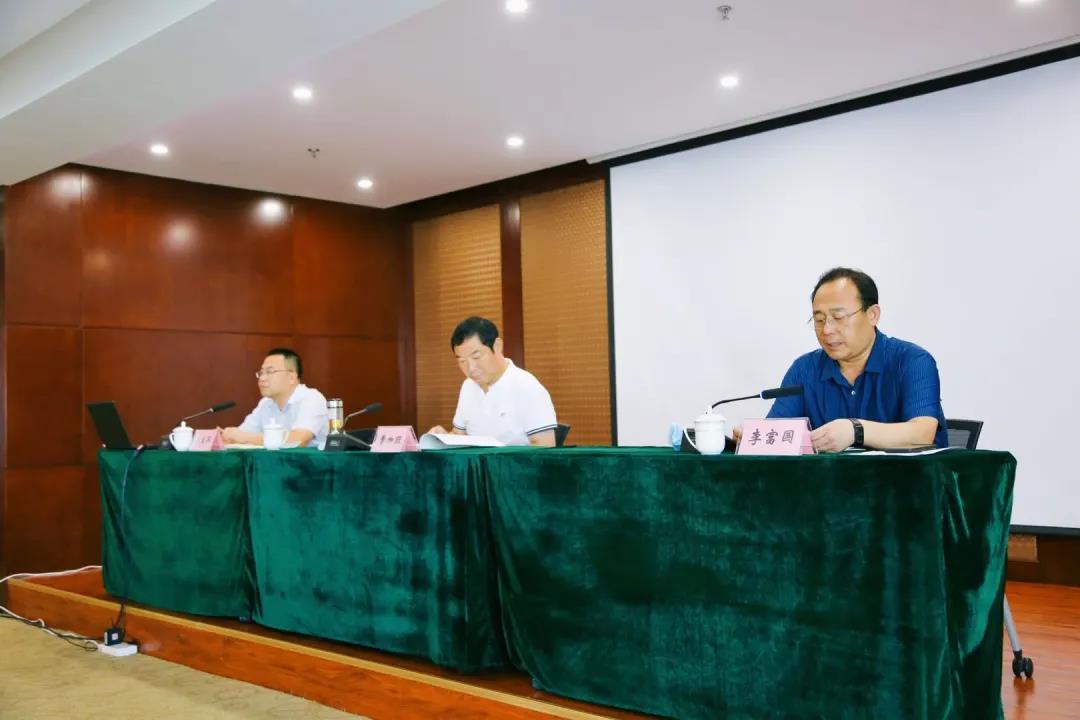 开发区召开危险化学品等重点行业领域大起底大排查大整治安全工作会议(图2)