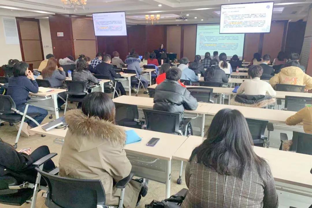 武清开发区举办劳动用工常见法律风险分析培训会(图1)