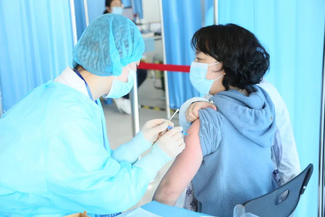 疫苗接种进行时 | 武清开发区有序推进新冠病毒疫苗接种工作(图2)