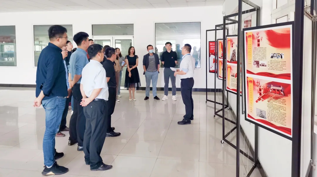 党史学习教育打开新方式 武清开发区这场巡展不一般！(图3)