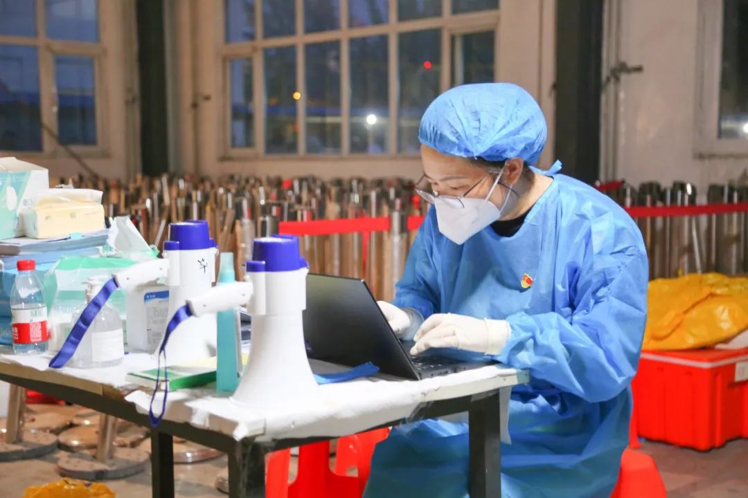 【迎盛会、铸忠诚、强担当、创业绩】武清开发区:党建引领聚合力 核酸检测显担当(图7)