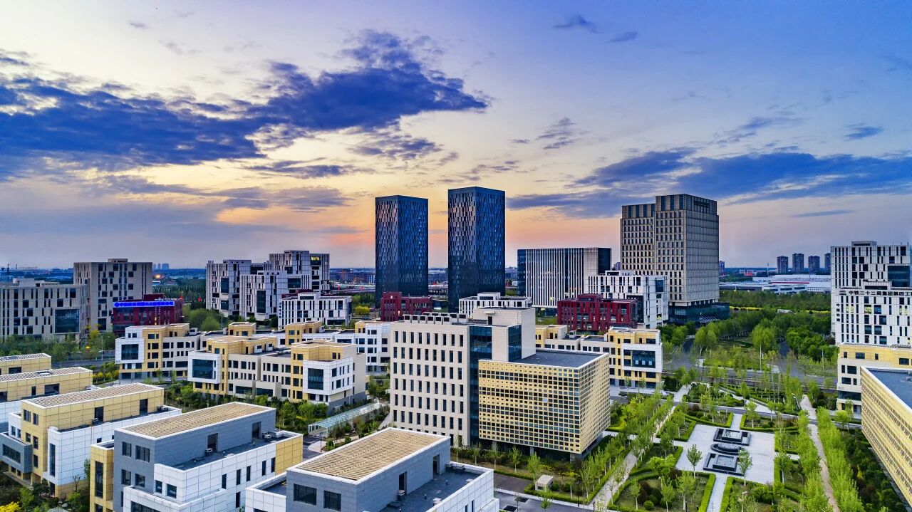 Enterprise Image | Two Enterprises in Wuqing Development Area Have Received Municipal Service Industry Special Funds Support!(图2)